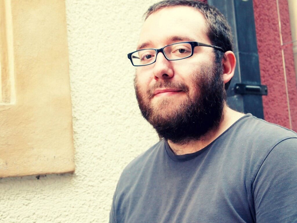 964159_586233211429129_1931531162_o