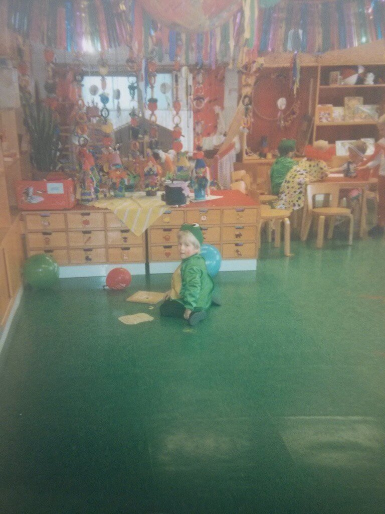 Herr Leitner im Tarnanzug.